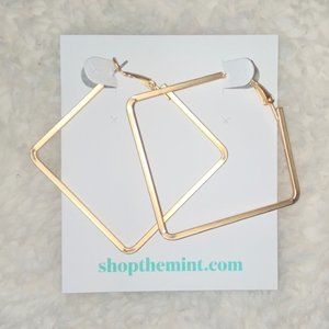 Mint Julep Boutique 'Squared Away' Earrings NWT
